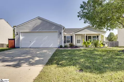 307 Tripmont Ct, Simpsonville, SC 29680