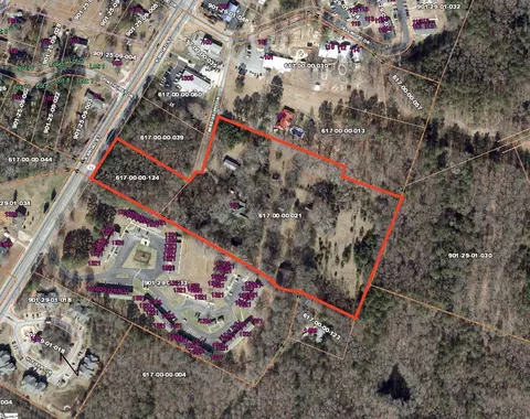 1363 S Broad St, Clinton, SC 29325