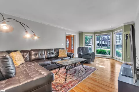 104 Briar Park Dr, Greer, SC 29651 photo 5
