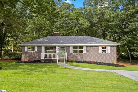 1003 Lakeview Cir, Greer, SC 29651