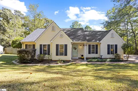 225 Crestwood Dr, Liberty, SC 29657