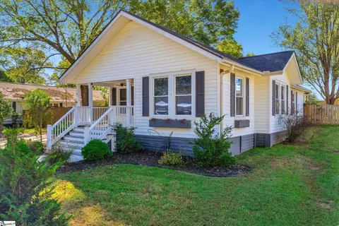 Exterior - 7 Park St, Pelzer, SC 29669 photo 5 of 6