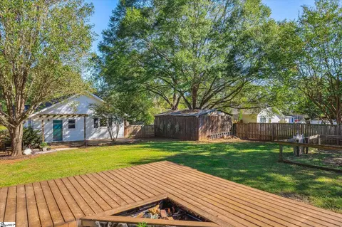 Exterior - 7 Park St, Pelzer, SC 29669 photo 4 of 6