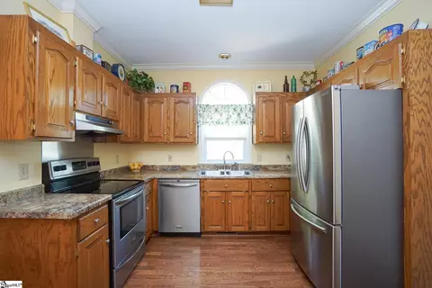 Kitchen - 304 Rackley Ln, Easley, SC 29642 photo 3 of 3