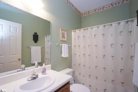 Bath - 304 Rackley Ln, Easley, SC 29642 photo 2 of 2