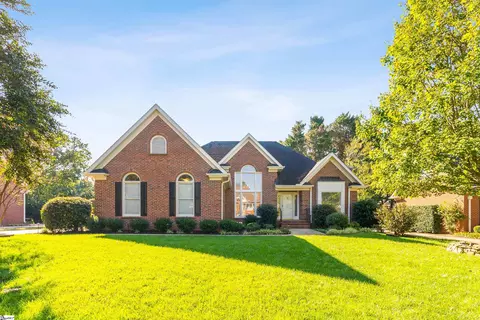 102 Gilderview Dr, Simpsonville, SC 29681
