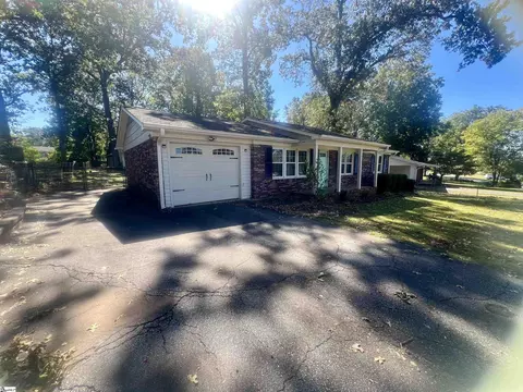 211 Sylvia Rd, Easley, SC 29642 photo 3
