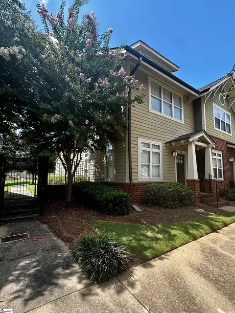 108 Mallard St, Greenville, SC 29601
