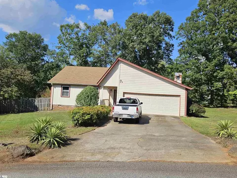 202 David Rd, Greer, SC 29651