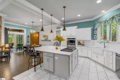 307 Doe Run, Pickens, SC 29671 photo 12