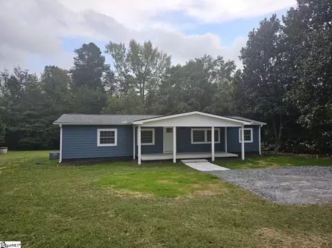 5345 Rainbow Lake Rd, Campobello, SC 29322
