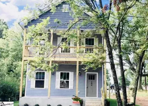 104 Lorla St, Greer, SC 29650