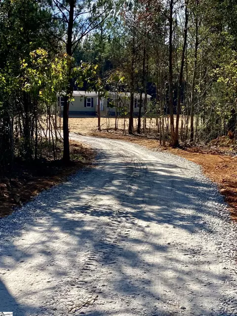 90 Gin Mill Rd, Honea Path, SC 29654