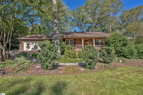 112 Bayberry Rd, Greer, SC 29650
