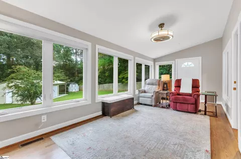 302 W Hackney Rd, Greer, SC 29650 photo 15