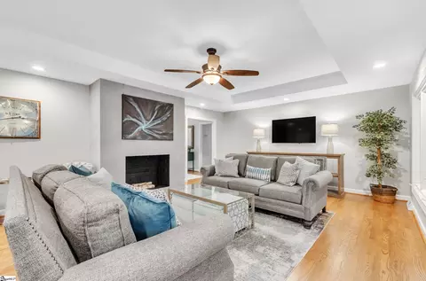 302 W Hackney Rd, Greer, SC 29650 photo 8