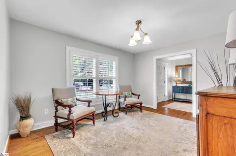 302 W Hackney Rd, Greer, SC 29650 photo 5