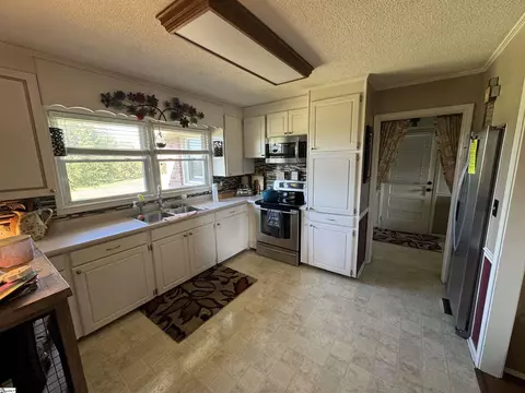124 Donald Rd, Pendleton, SC 29670 photo 7