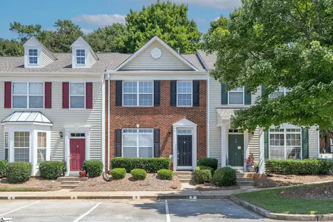4 Sikes Cir, Mauldin, SC 29662