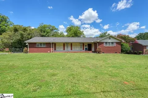 420 Briarwood Rd, Spartanburg, SC 29301