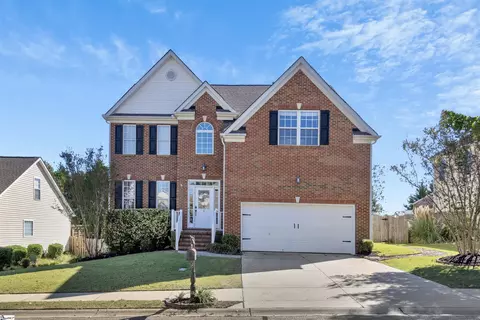 3 Plamondon Dr, Simpsonville, SC 29680