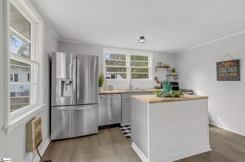 Kitchen - 110 Copperhead Rd, Waterloo, SC 29384 photo 1 of 3