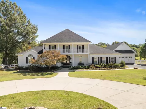 537 Mahaffey Dr, Greer, SC 29651