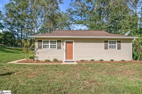 22 Kimbell Ct, Greenville, SC 29617