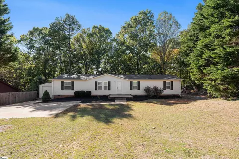 129 Woodshore Dr, Anderson, SC 29625