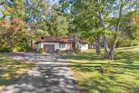 251 Larkwood Rd, Liberty, SC 29657
