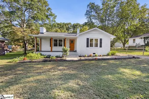 Exterior - 37 Spring St, Pelzer, SC 29669 photo 2 of 4