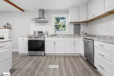 Kitchen - 37 Spring St, Pelzer, SC 29669 photo 1 of 2