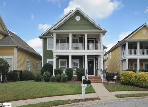 7 Valcourt Cir, Simpsonville, SC 29680