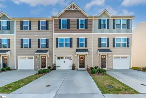230 Coldwater Creek Ct, Simpsonville, SC 29680