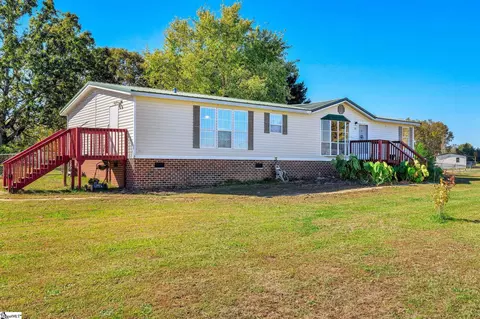 173 Reeves Rd, Honea Path, SC 29654