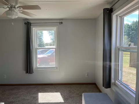 212 E Briar Ridge Rd, Williamston, SC 29697 photo 8
