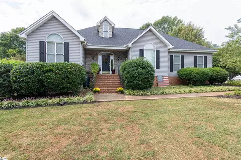 123 Chatim Ridge Ct, Lyman, SC 29365