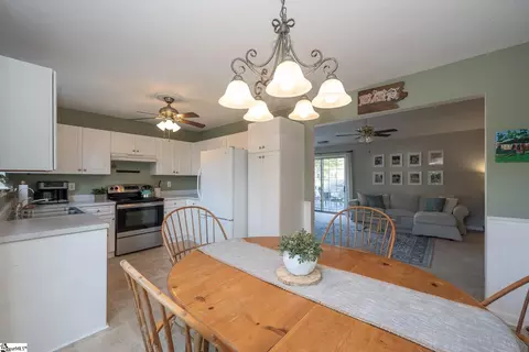 1 Little Fox Ct, Greer, SC 29650 photo 7