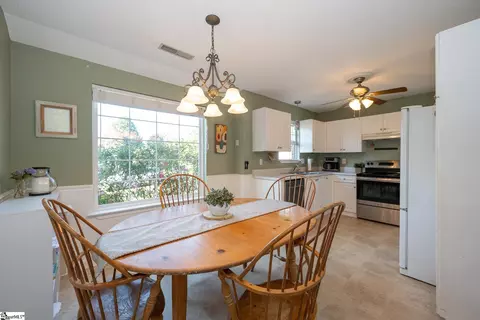 1 Little Fox Ct, Greer, SC 29650 photo 6