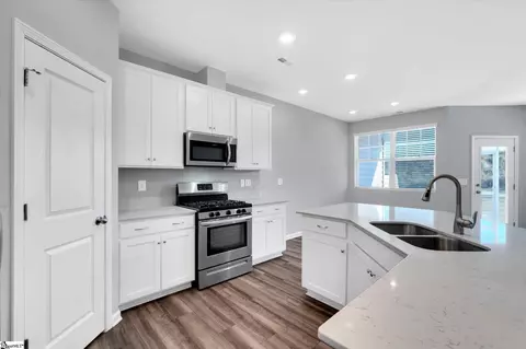 Kitchen - 326 E Compass Way, Easley, SC 29640 photo 1 of 2