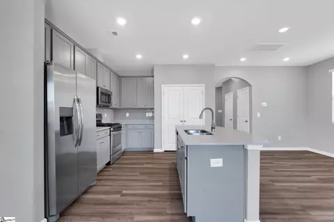 Kitchen - 308 E Compass Way, Easley, SC 29640 photo 2 of 3