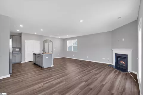 Living - 308 E Compass Way, Easley, SC 29640 photo 3 of 4