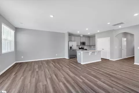 Living - 308 E Compass Way, Easley, SC 29640 photo 2 of 4