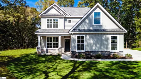 1415 Shiloh Rd, Seneca, SC 29678