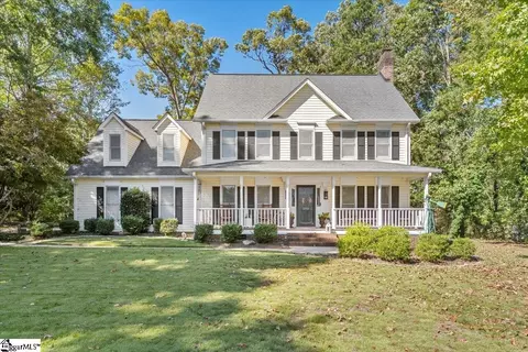 203 Kensington Rd, Easley, SC 29642