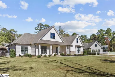 338 Paradise Vista Dr, Williamston, SC 29697