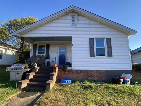 211 Sumter St, Joanna, SC 29351