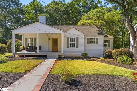 201 Ridgecrest Dr, Greenville, SC 29609