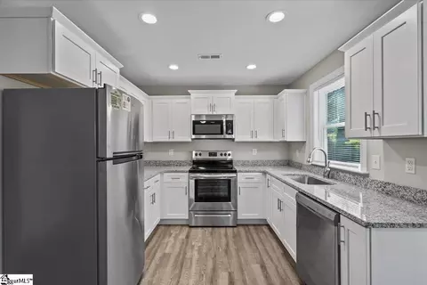 101 Mountain View Ave # A, Greer, SC 29650 photo 9