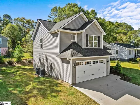 101 Mountain View Ave # A, Greer, SC 29650 photo 2